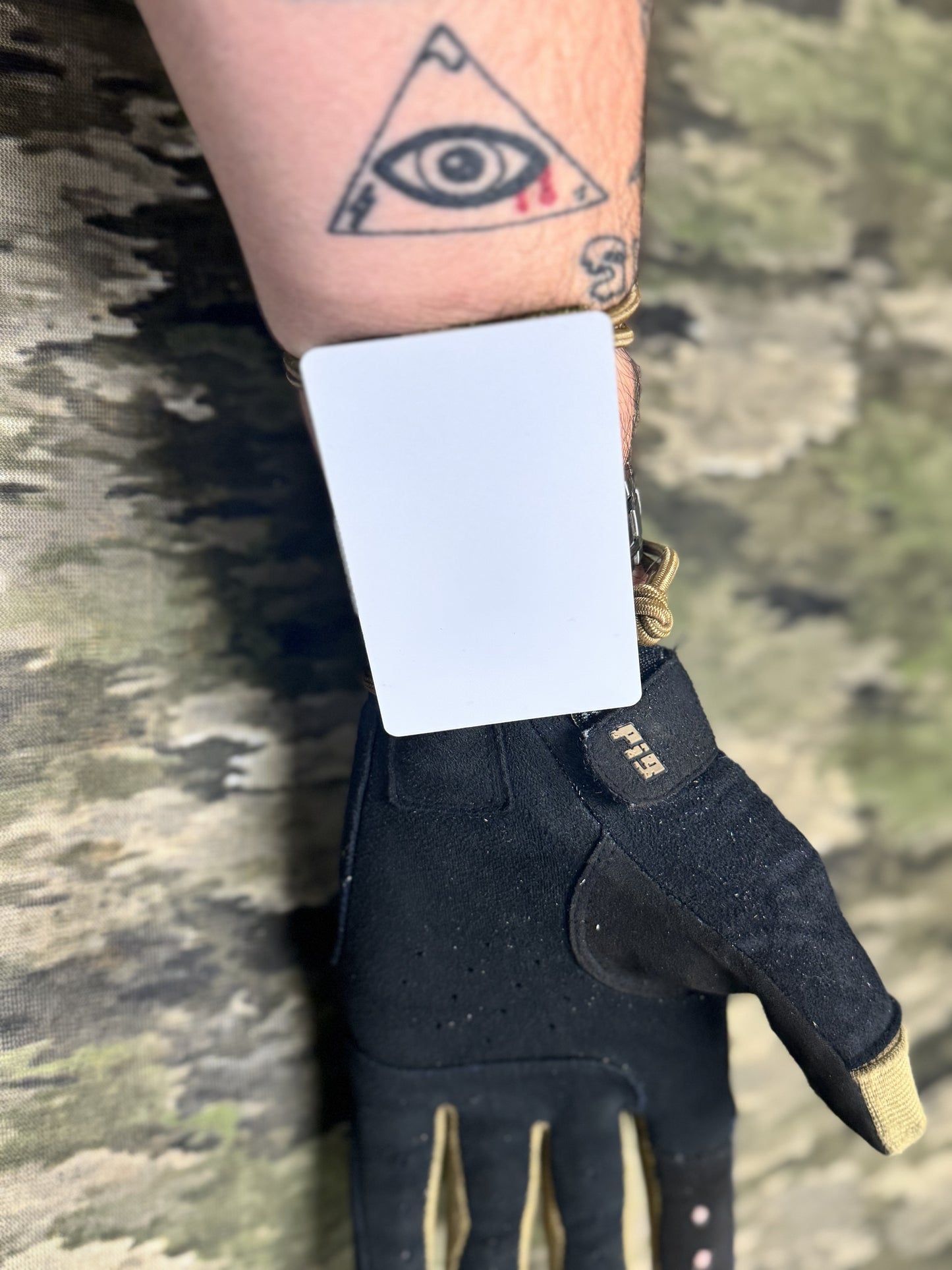 Universal Data Card Holder